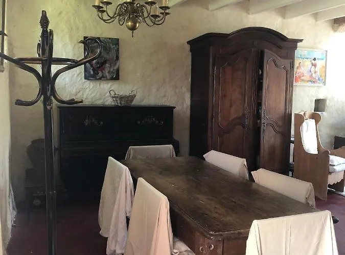 Chez Maupassant Guest house Bricquebec