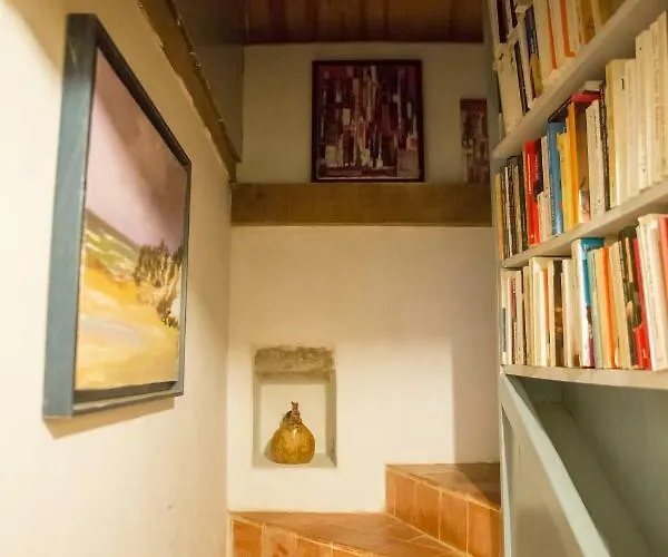 Chez Maupassant Guest house *